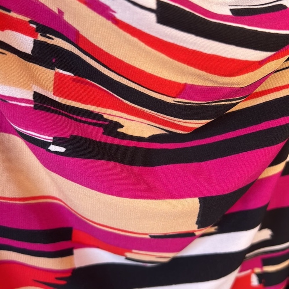 Muse Abstract Print V Neck Faux Wrap Ruched Dress - Picture 13 of 16
